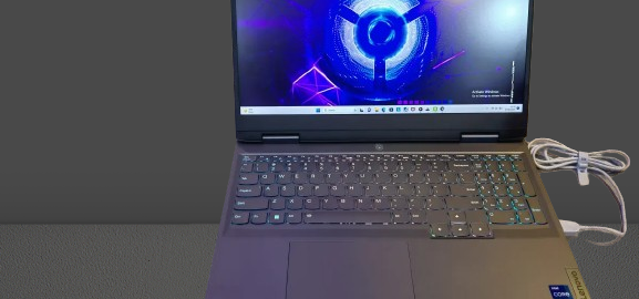 Laptop Lenovo LOQ